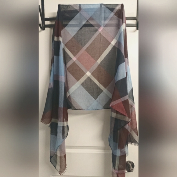 Scarf - Picture 4 of 6